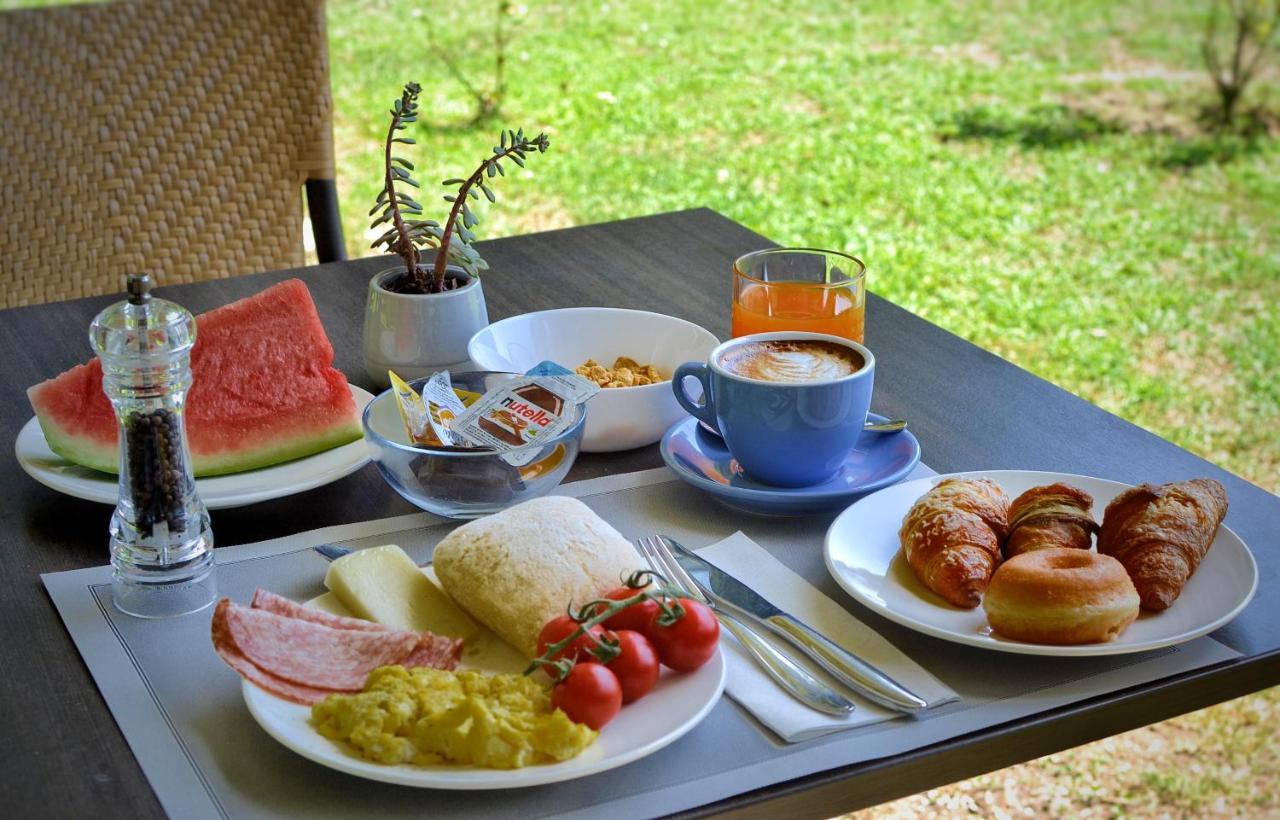 Hotel Villa Elsa 마리나디마사 외부 사진