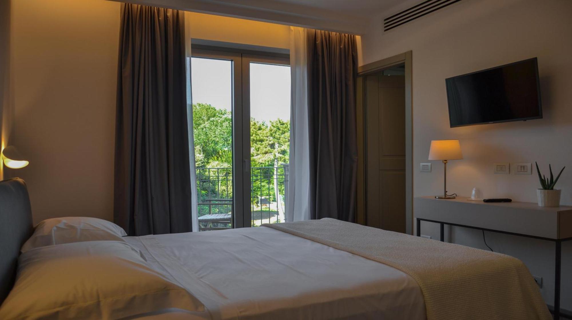 Hotel Villa Elsa 마리나디마사 객실 사진