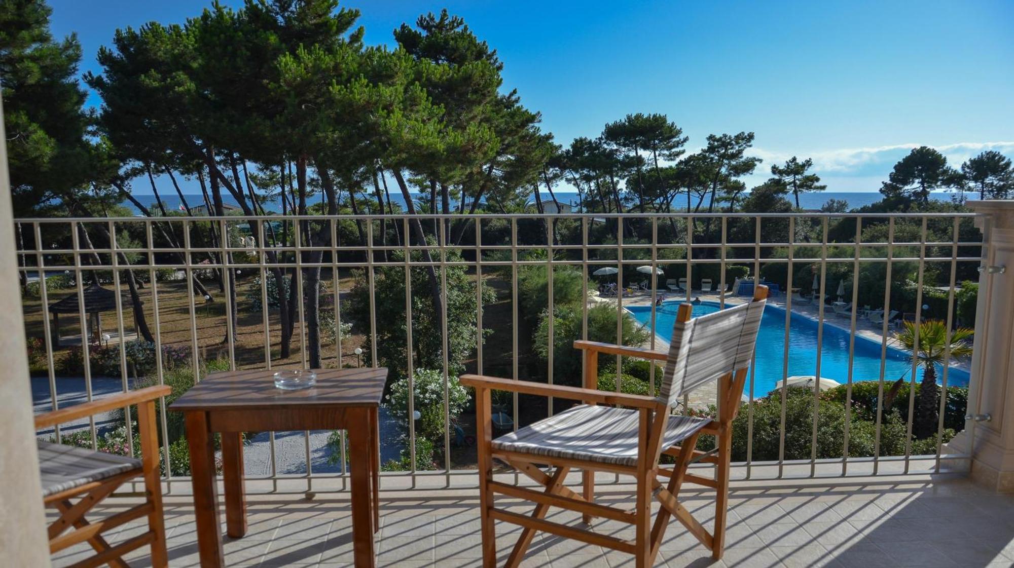 Hotel Villa Elsa 마리나디마사 외부 사진