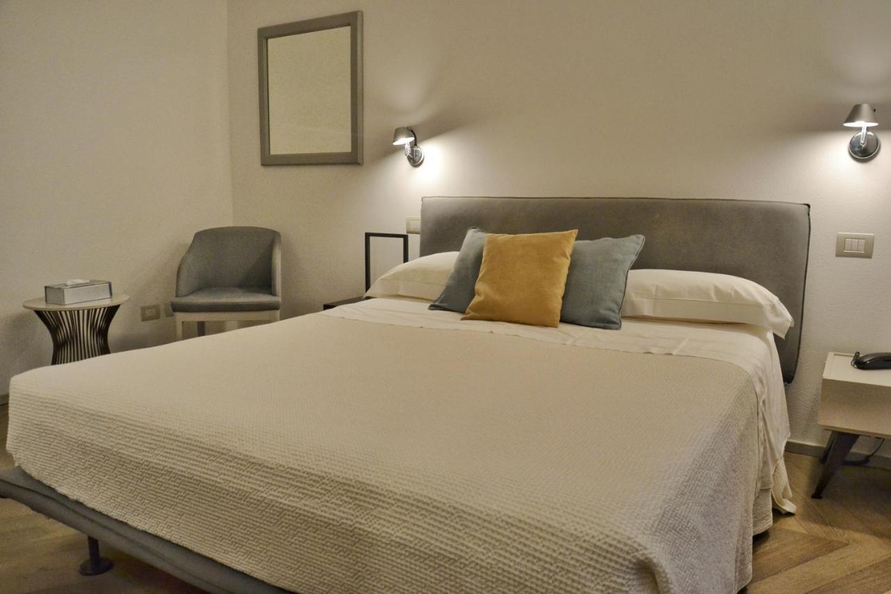 Hotel Villa Elsa 마리나디마사 외부 사진