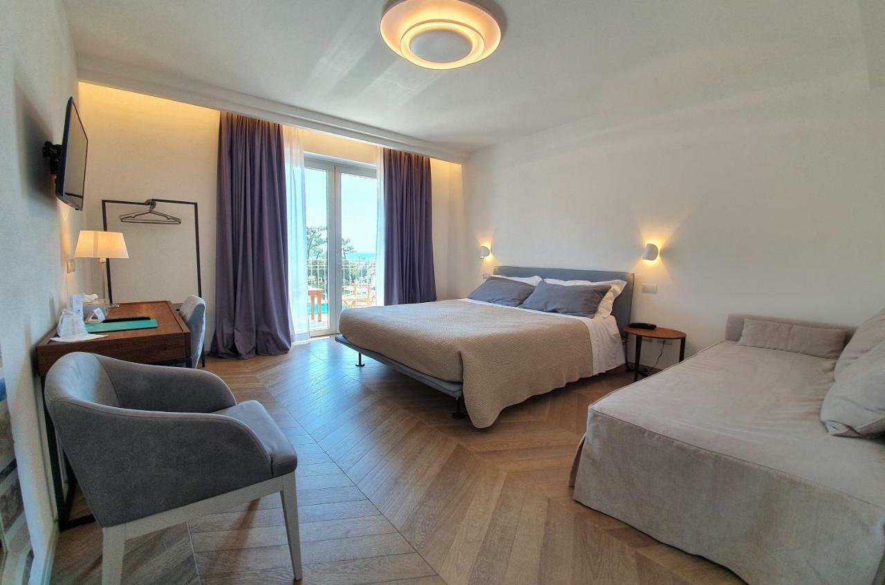 Hotel Villa Elsa 마리나디마사 외부 사진